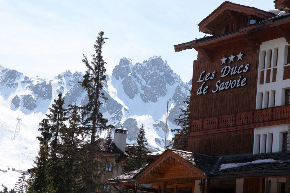 Hotel Les Ducs De Savoie Куршевель Экстерьер фото